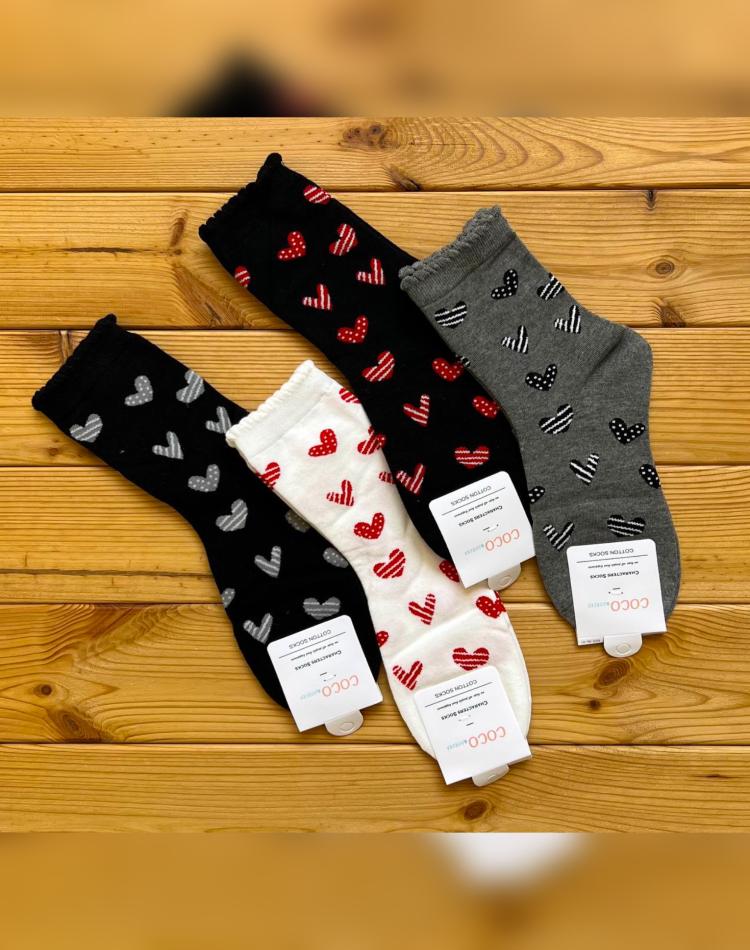 جوراب طرح قلبي