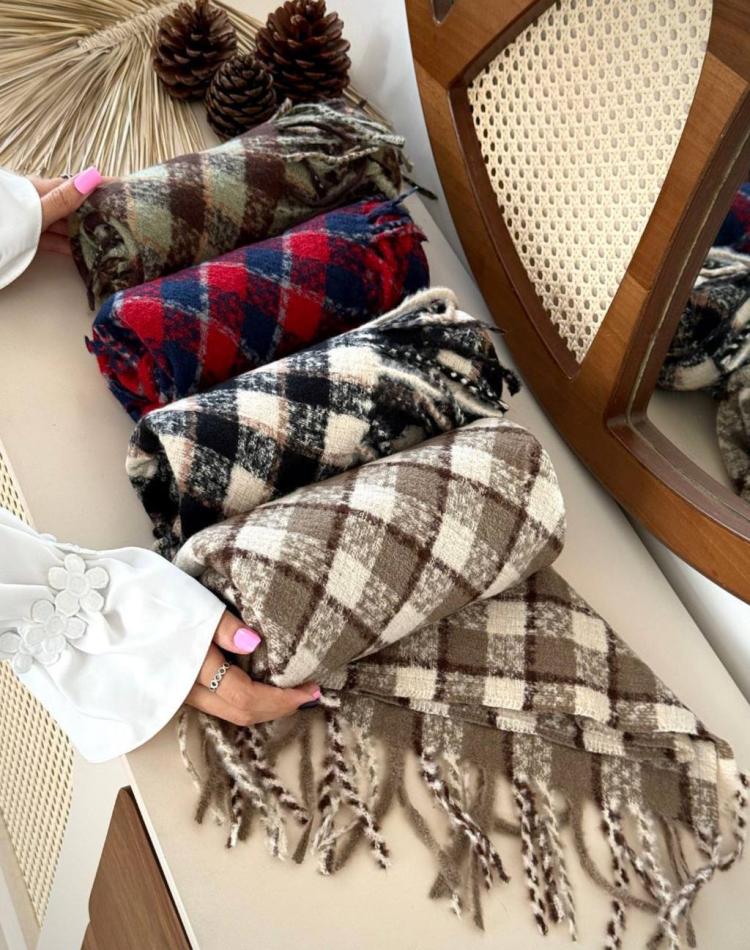 شال موهر چهارخونه